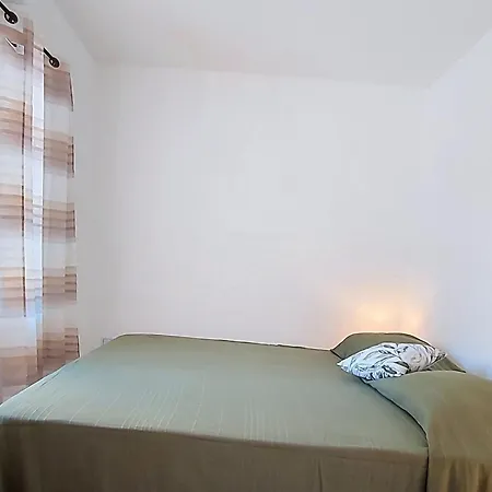 Vakantiehuis Maison Lou Oustaou By Interhome